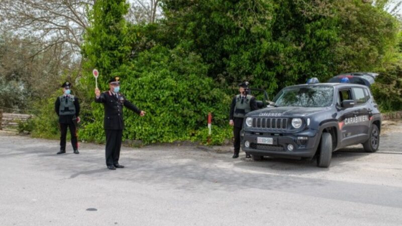 Positivo al covid ma a passeggio per le vie della città: denunciato