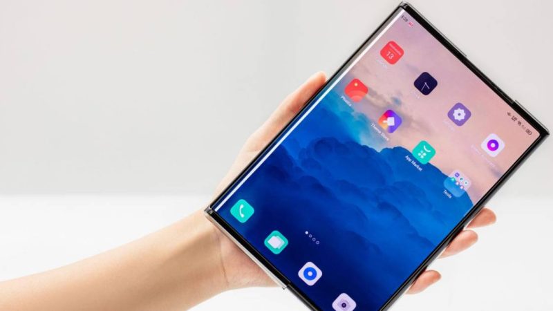 Presentato “Oppo X 2021”: abbattuto confine tra smartphone e tablet