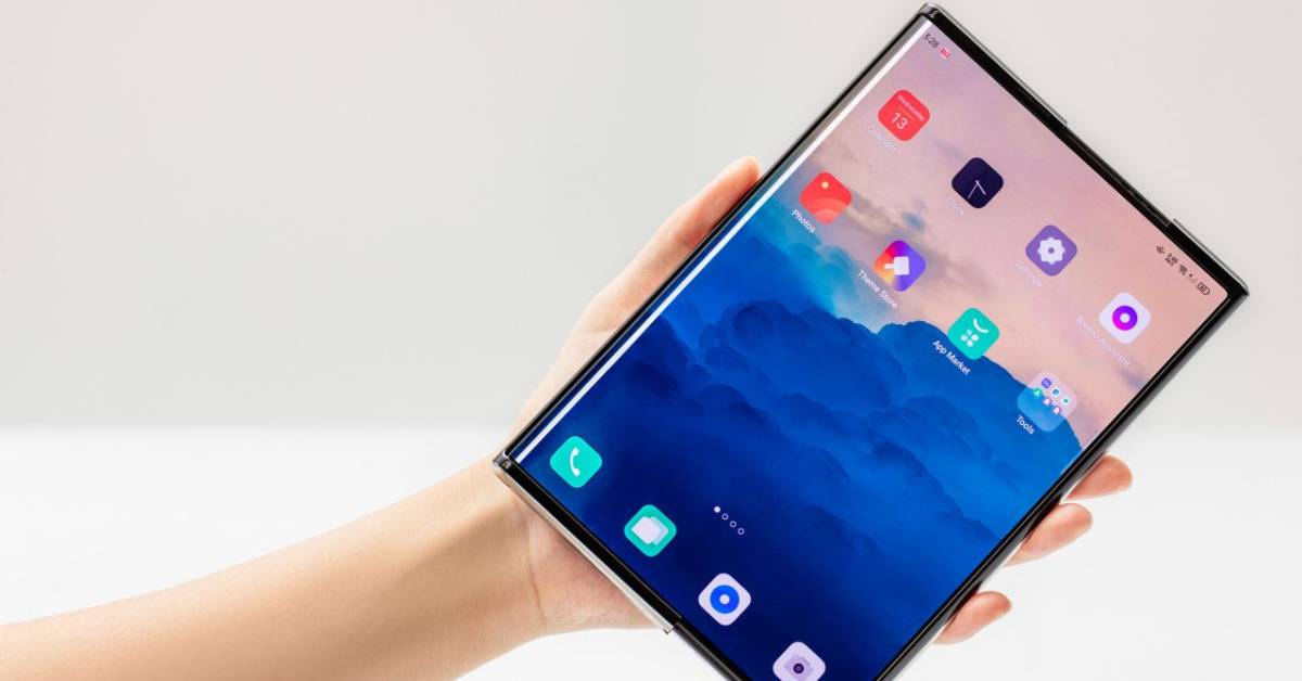 Presentato “Oppo X 2021”: abbattuto confine tra smartphone e tablet